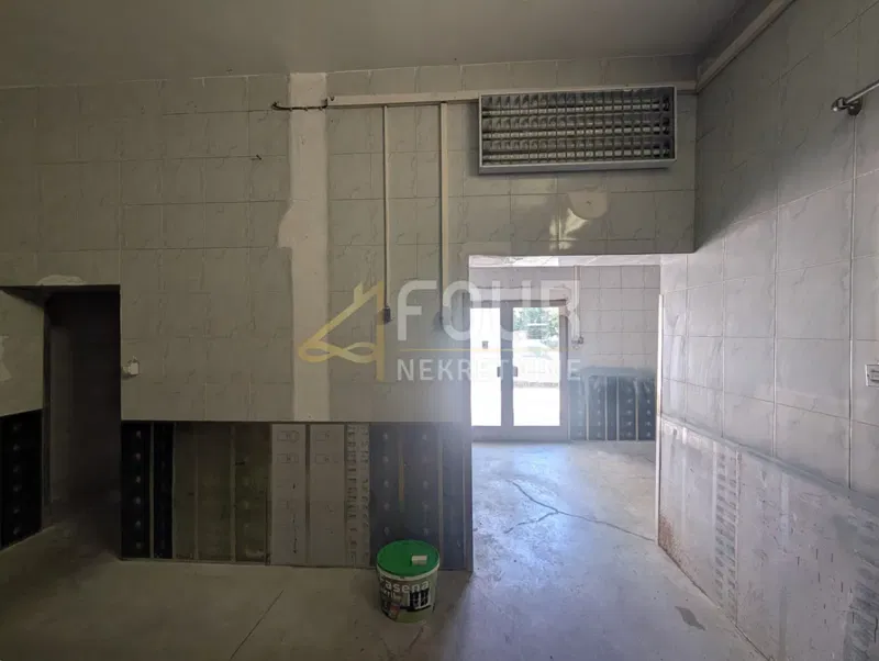 Üzleti tér Viškovo, 30m2