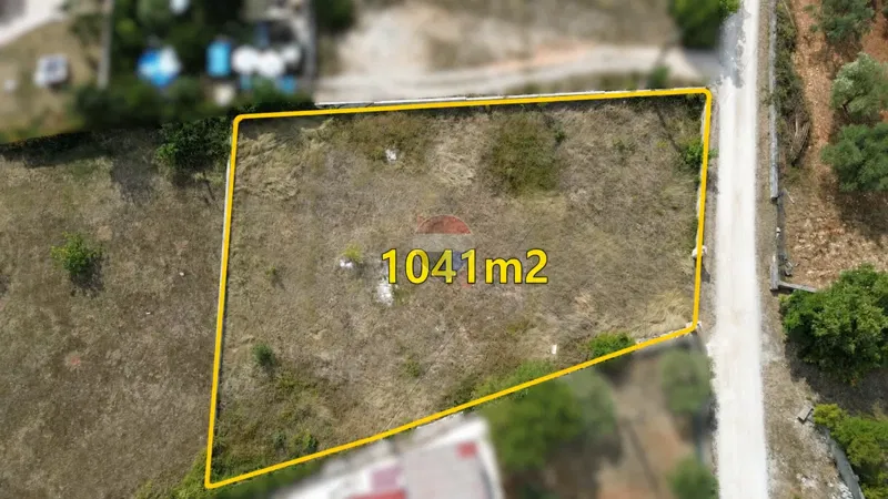 Rovinj okolica - građevinsko zemljište s pogledom na more 1041m2