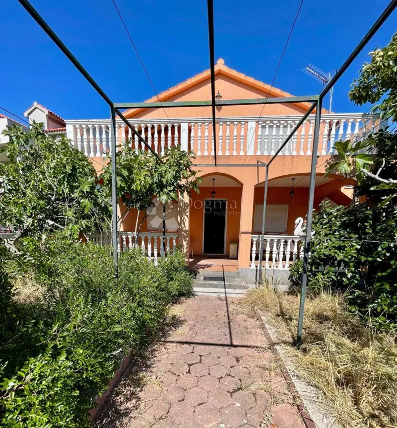 Casa Bilice, Šibenik - Okolica, 176m2 – 2
