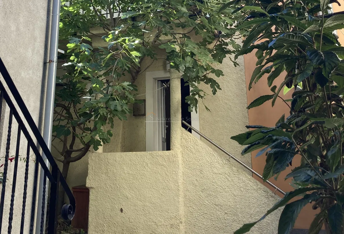 Cres, Otok Cres - Kuća, 79 m2