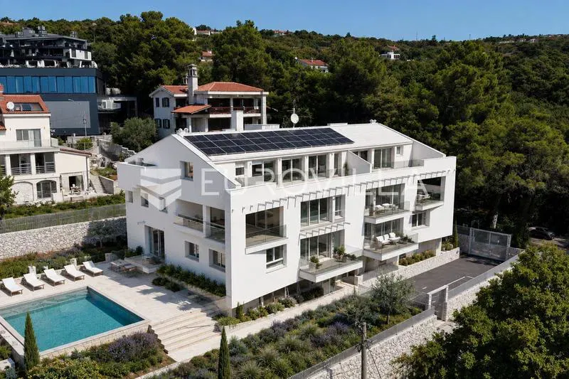 Opatija Privé, exclusive 73 m² two-bedroom apartment, swimming pool, gym, garden – 2