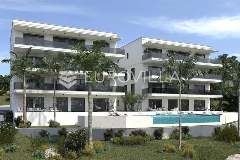 Primošten, dvosoban stan na drugom katu s bazenom, 90,53 m²