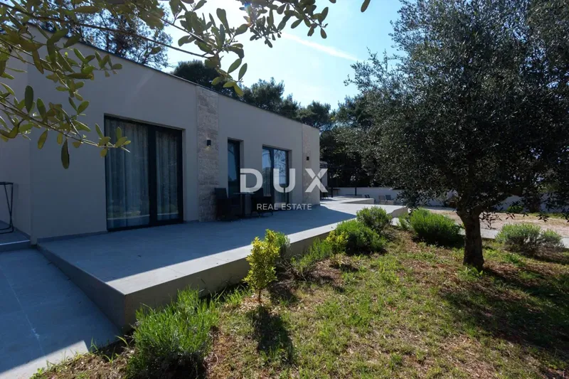 Istria, Rovinj, 4-bedroom house, 160 m2, garden, 400 m from the sea – 2