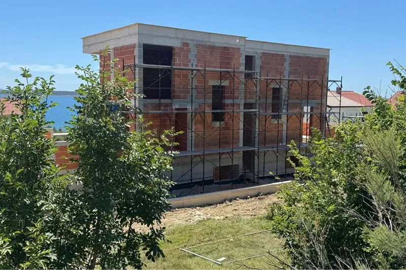 RTINA, RAŽANAC -  STAN PRVI KAT  85,09M2, NOVOGRADNJA