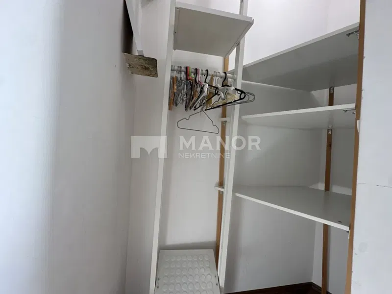 Flat Belveder, Rijeka, 66m2 – 2