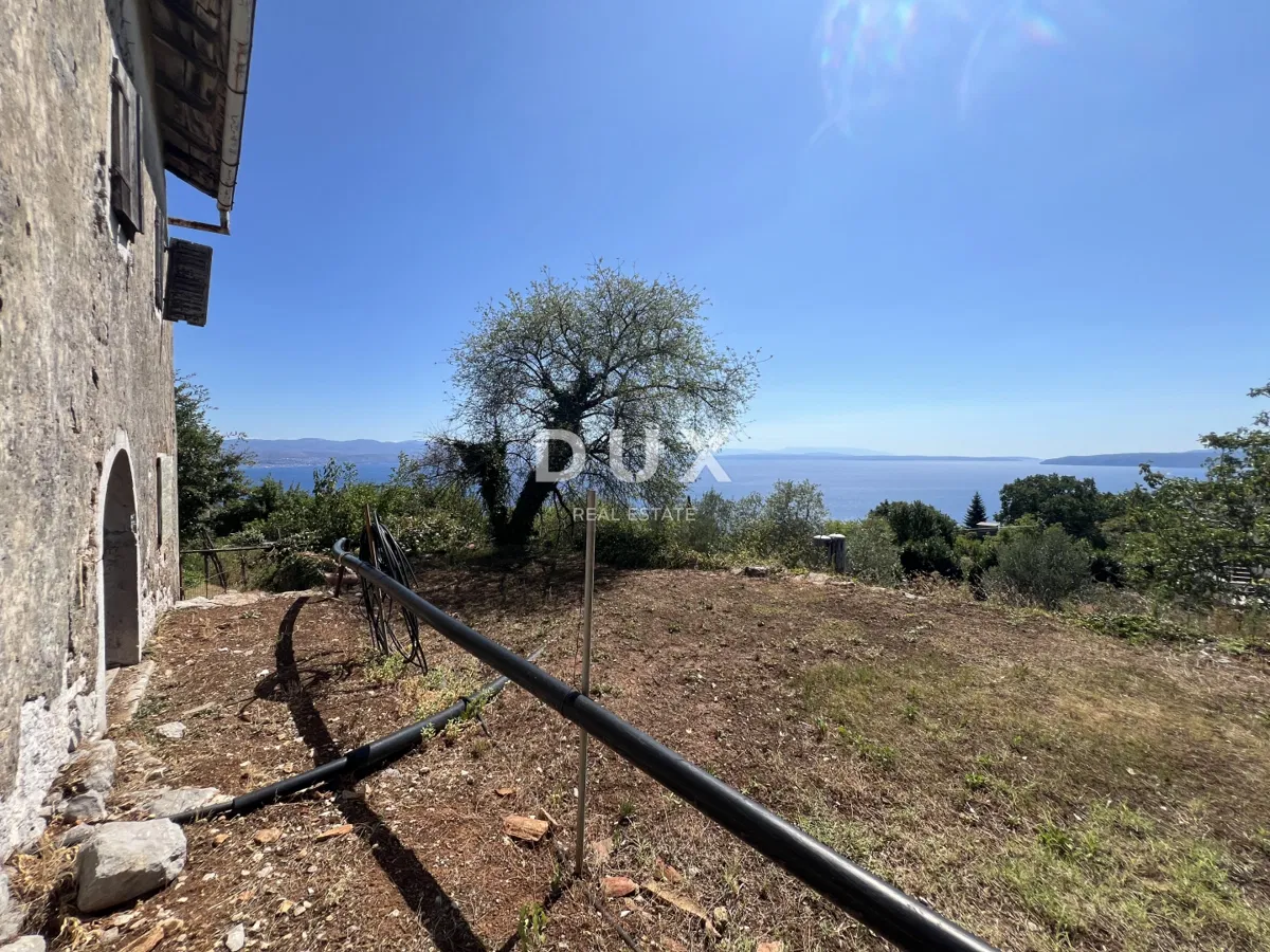 Opatija, Lovran, dom, 570 m2, antyczny, 4 budynki na 1210 m2