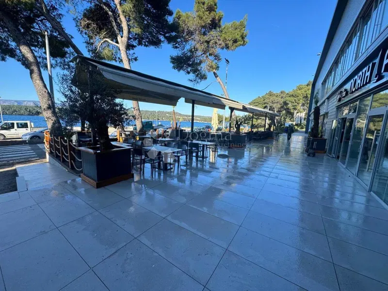 Obchodní prostor Stari Grad, 90m2
