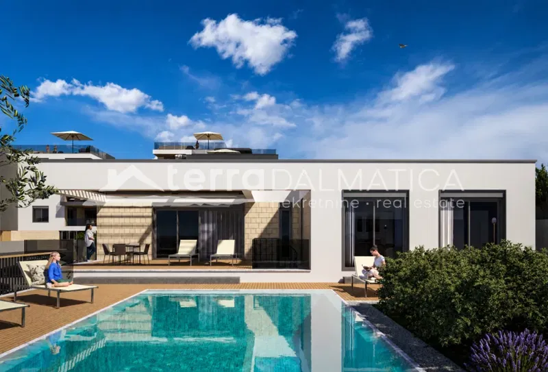 Vila u Primoštenu 90 m od mora s bazenom od 47m², saunom i vrtom
