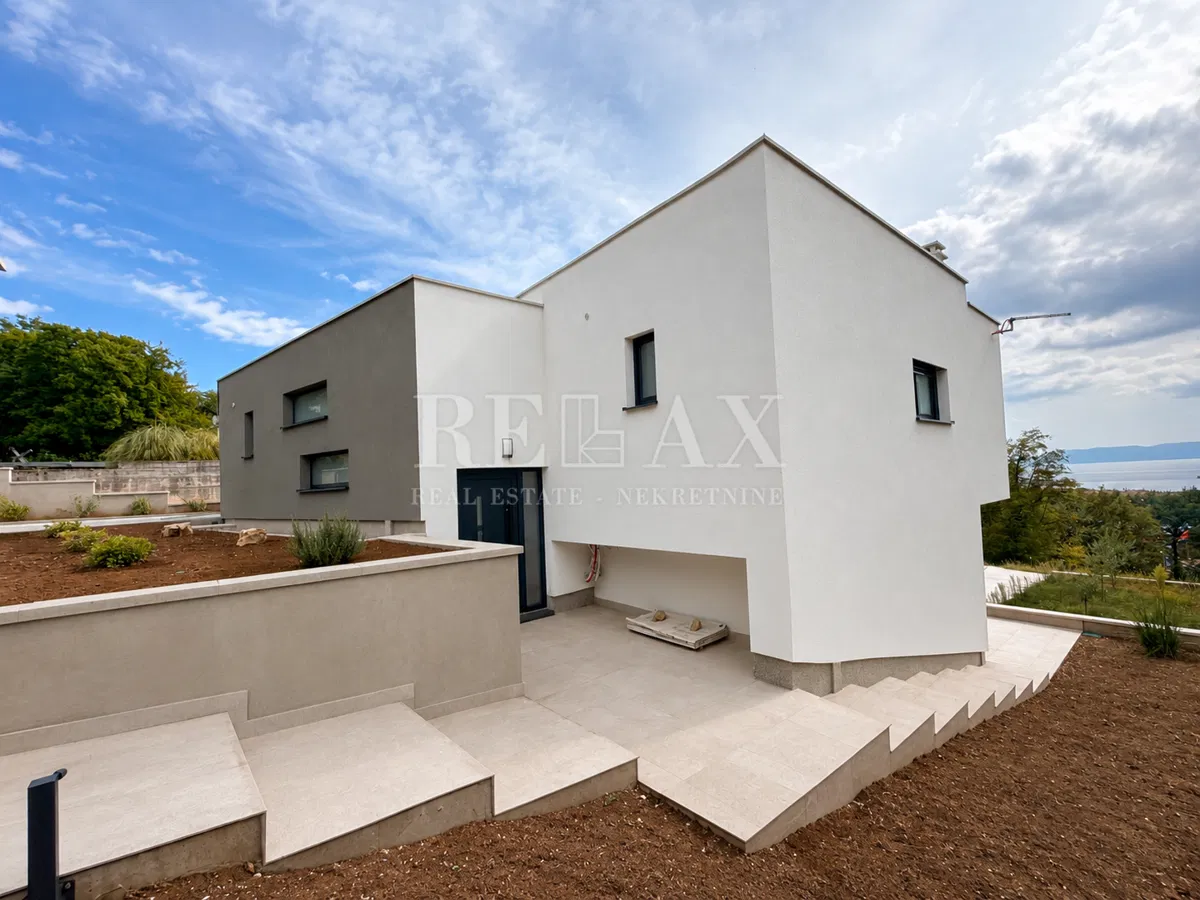 Kraljevica - villa moderna in un edificio di nuova costruzione con piscina