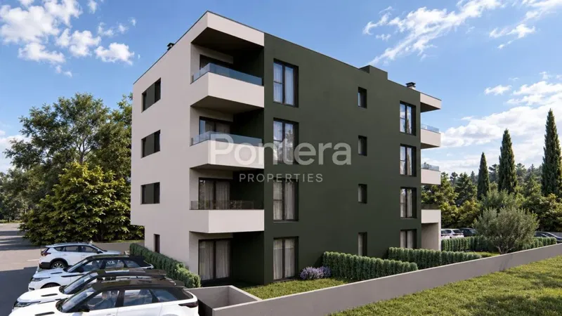 ISTRIA, PARENZO - Nuova costruzione, appartamento al piano terra con ingresso indipendente, giardino e 2 posti auto – 3