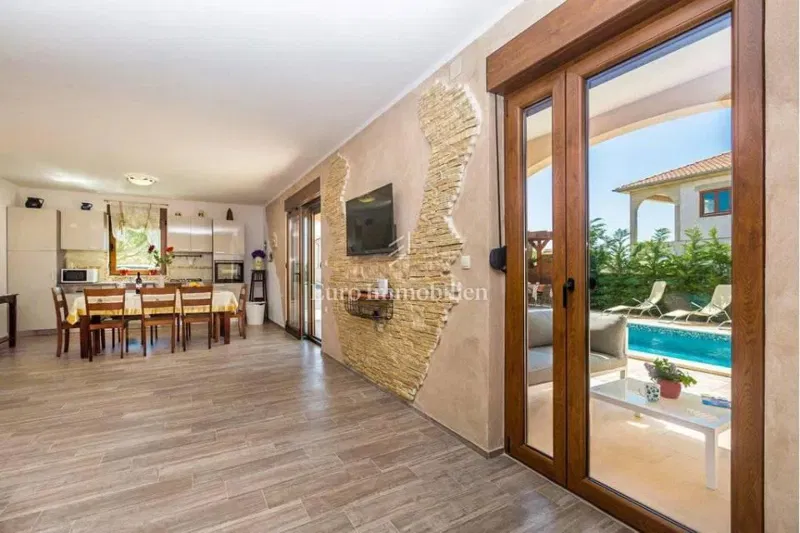 Authentic Villa with Pool and Sea View, Island of Krk – 3