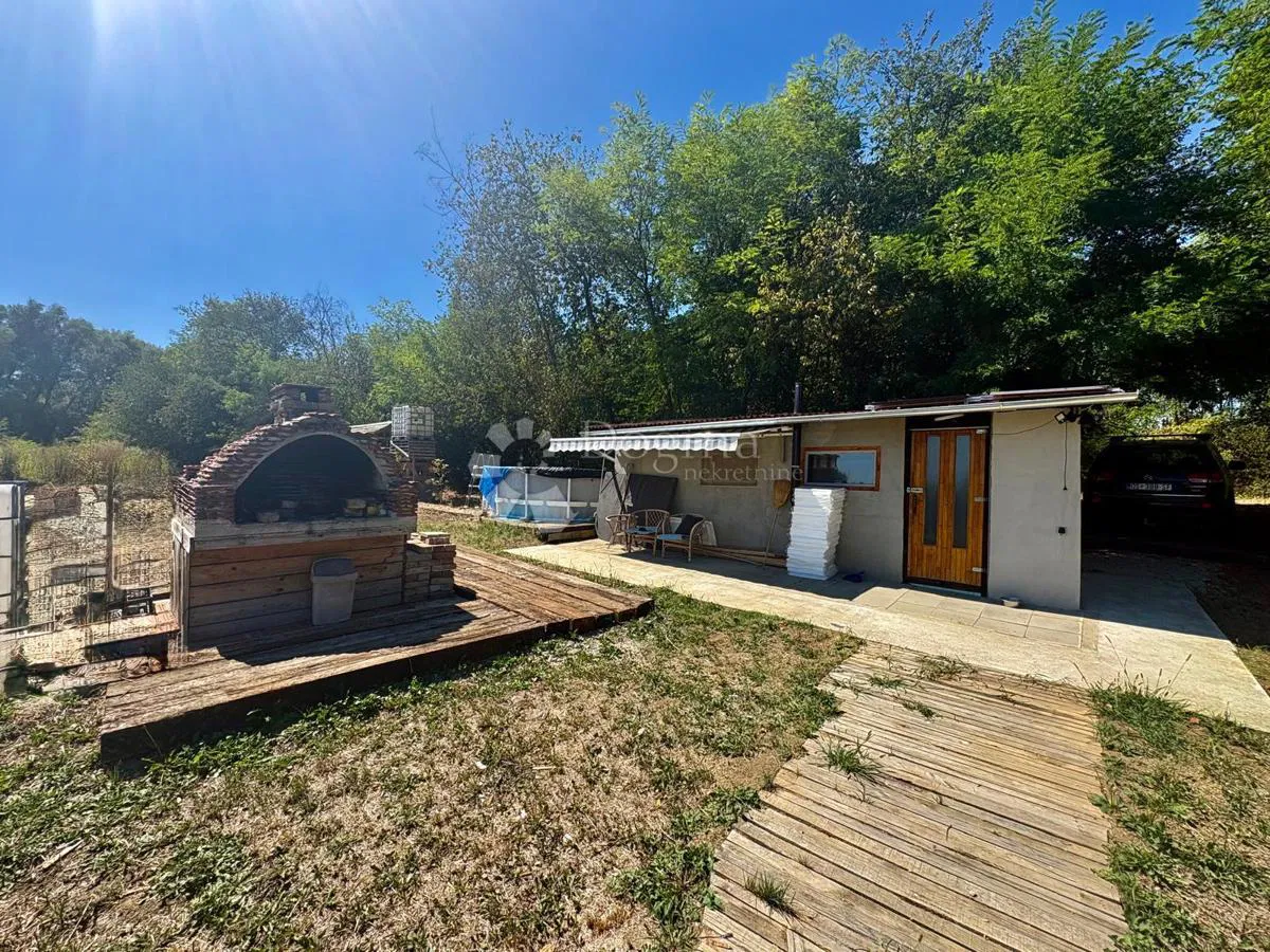 Dom Šag, Valpovo, 2.917m2