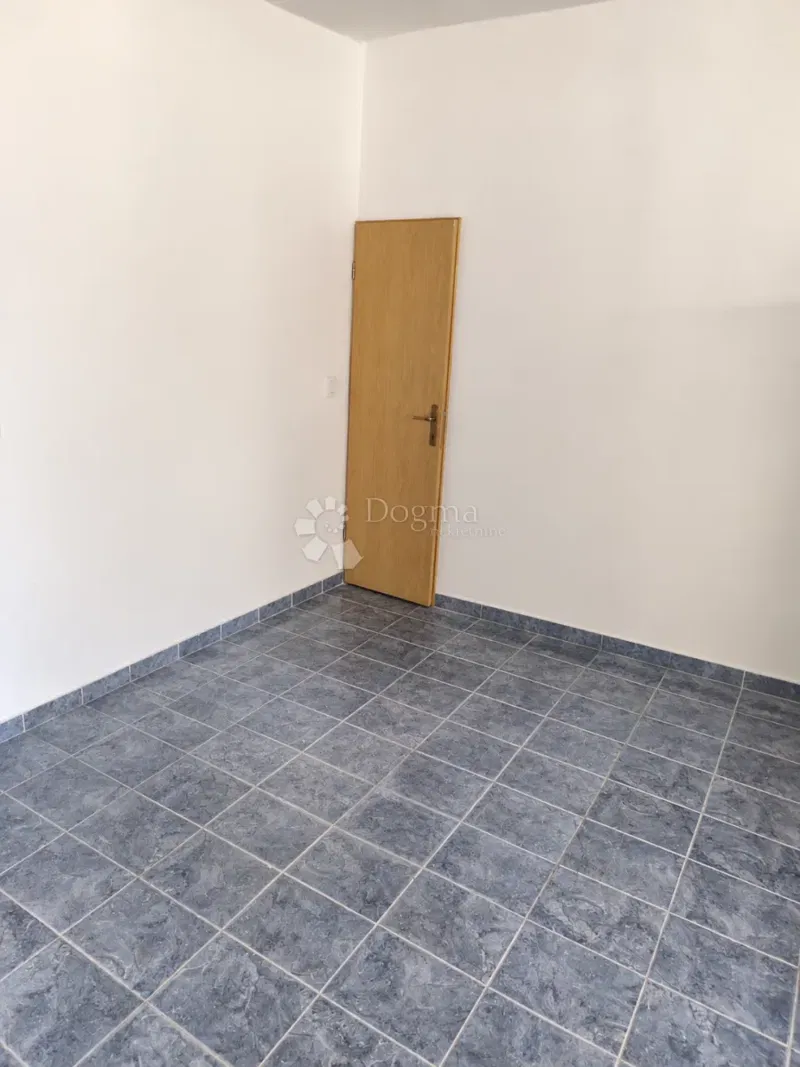 Locale commerciale Trnava, Donja Dubrava, 40m2 – 3