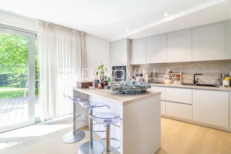Zagreb, Šalata luxury 1 bedroom with garden new building – 3