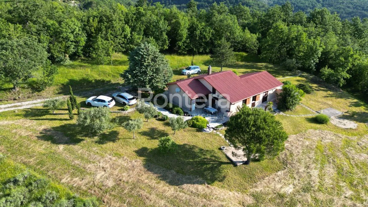 ISTRIA, BORUT - Casa in affitto a lungo termine - 3 camere da letto, giardino 2.085 m², pace e bella vista