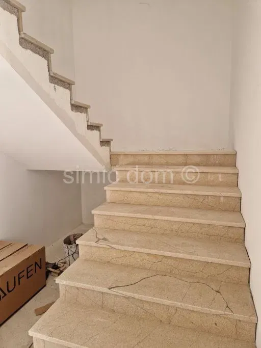 Three-bedroom apartment near the beach and the center, Tribunj – 2