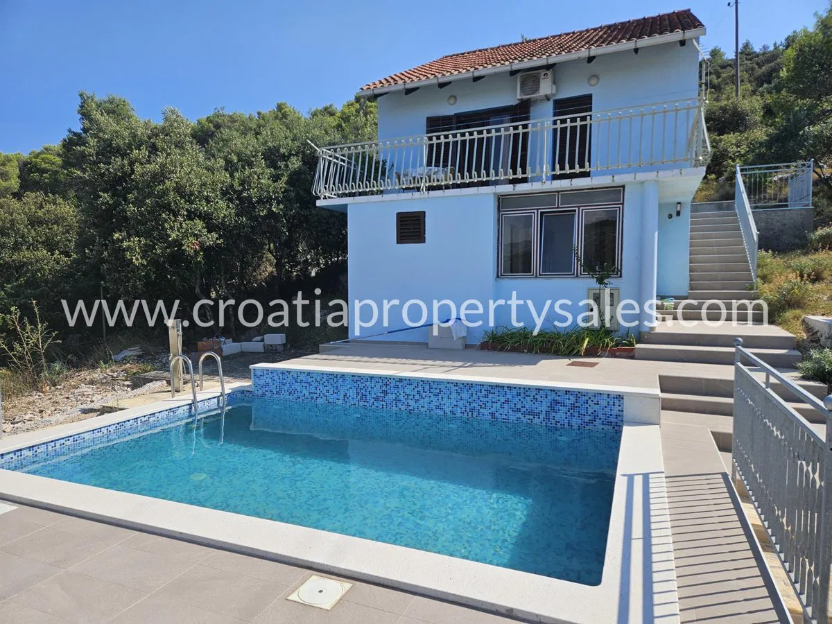 Trogir/Čiovo, kuća, prodaja, 360.000 €