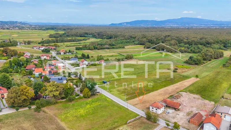 PRODAJA, GRAĐEVINSKO ZEMLJIŠTE 1.475 M2 + POLJOPRIVREDNO ZEMLJIŠTE 1.262 m2, GRAD ZAGREB, HORVATI