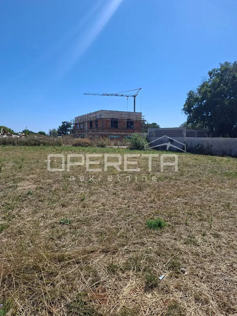 MARČANA - ISTRIA, land for a hall – 2