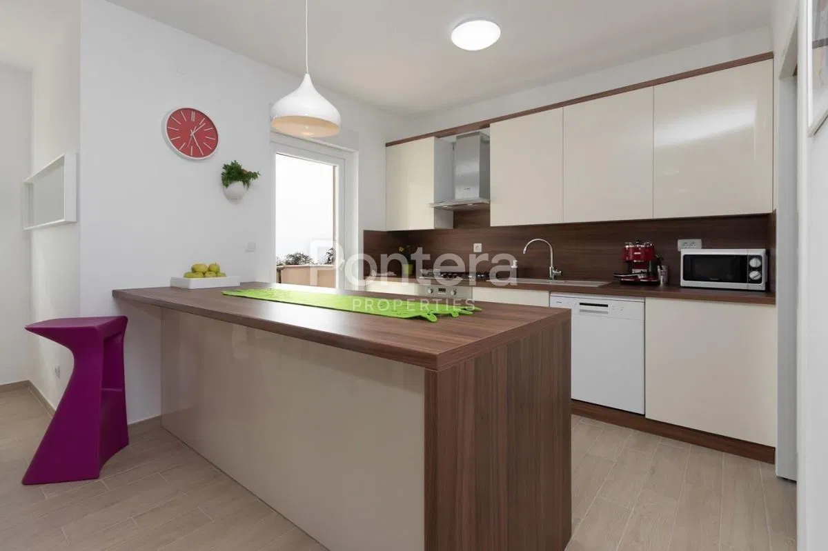 Appartamento Kostrena, 105m2