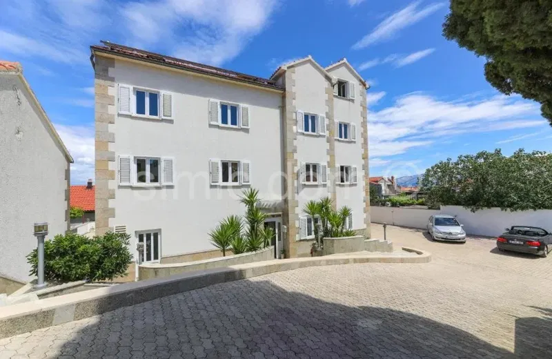 Hotel-Vila, na prodaju, otok Brač