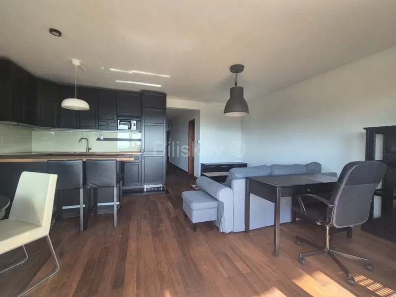 Rent, Remete, four-room apartment 94 m², 1st floor, garage + parking space – 3