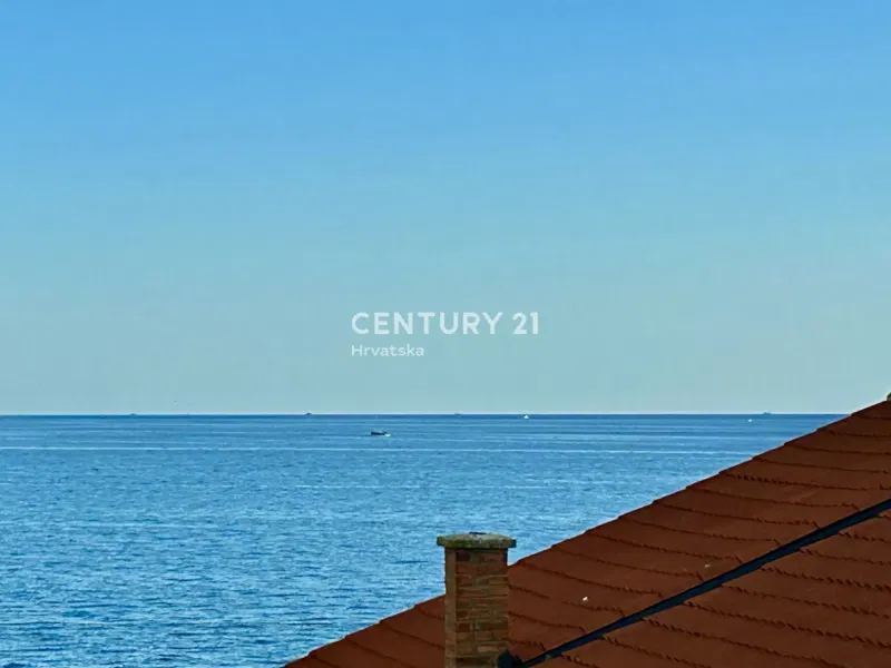 NOVIGRAD, CENTER, APARTMENT ONLY 30 METERS FROM THE BEACH, GREAT OPPORTUNITY!! – 3
