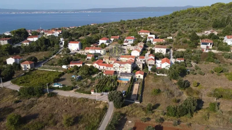 Föld Banj, Pašman, 788m2