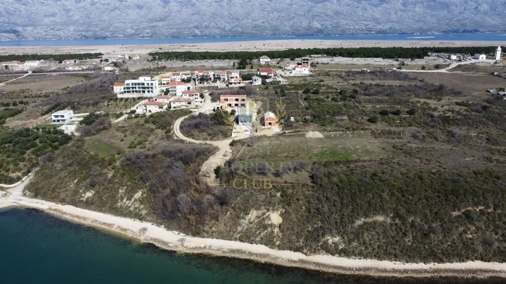 Föld Rtina, Ražanac, 550m2