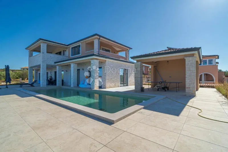 Dom Tar, Tar-Vabriga, 360m2