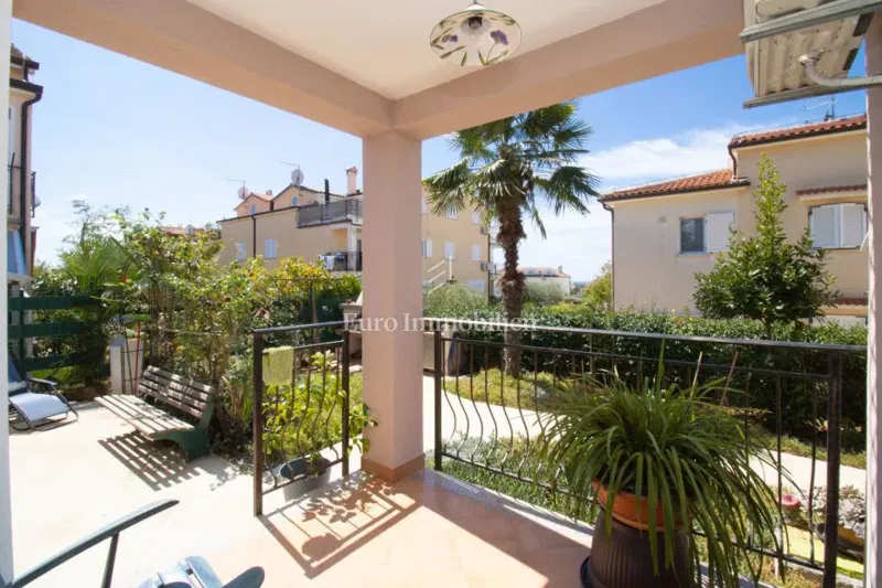 Poreč – Ground-Floor Apartment with Garden Near the Sea – 2