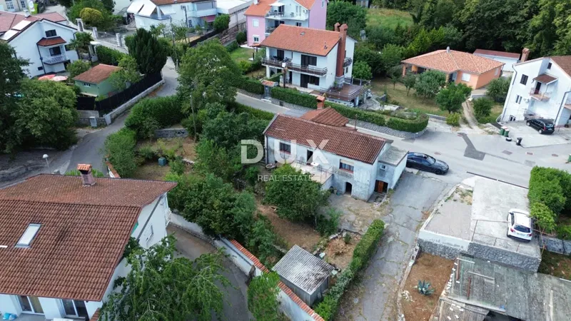 Opatija, Matulji, samostojeća kuća, 140 m2, za adaptaciju