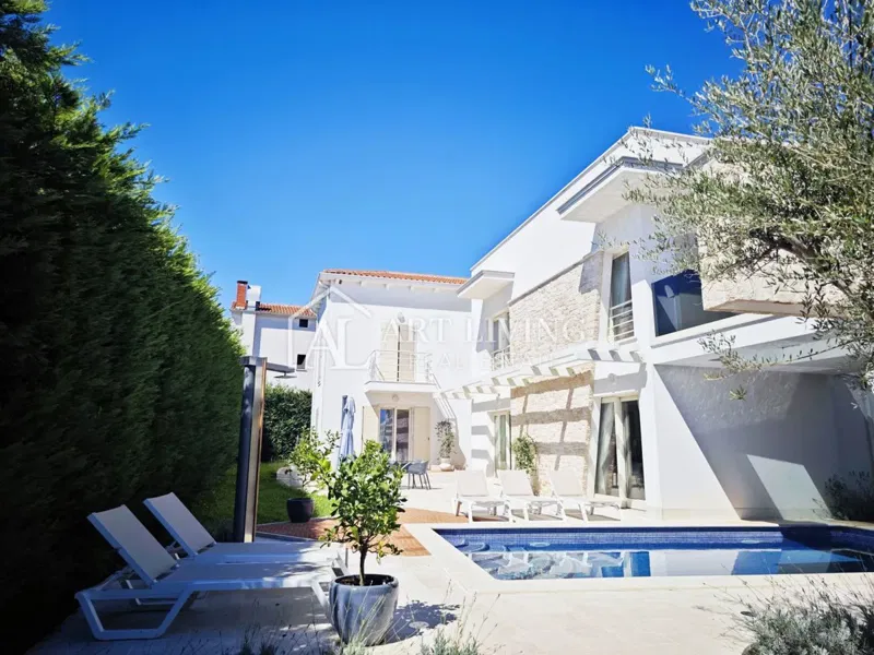 Poreč,okolica - Ekskluzivna luksuzna vila s bazenom, pogledom na more i velikom krovnom terasom