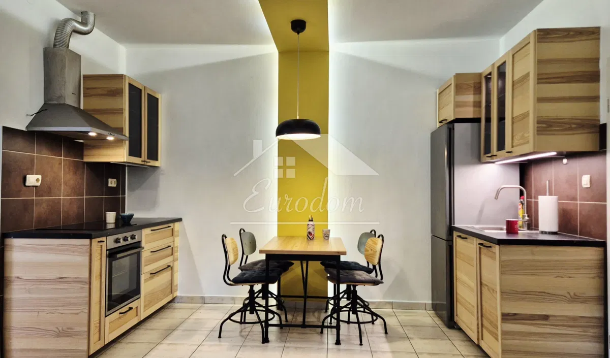 TRNJE/VUKOVARSKA,58 m2 + parking, STAN, INVESTICIJA ILI URED