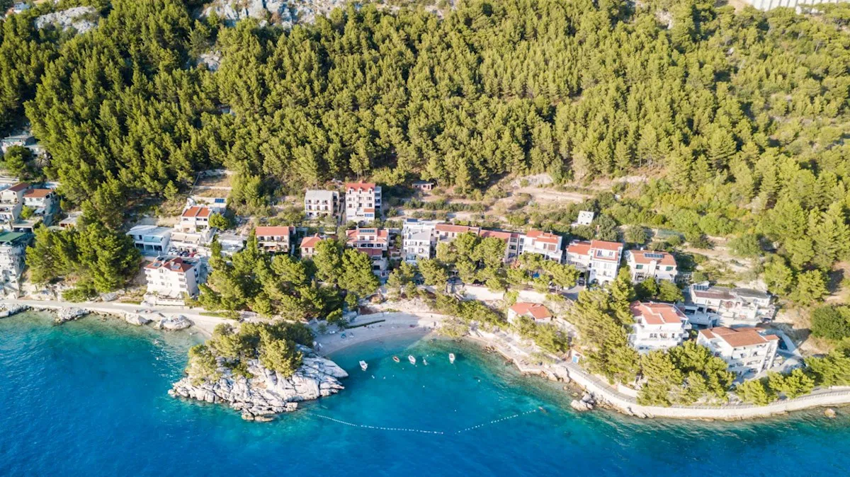 Polovica Kuće 1. red do mora BRELA