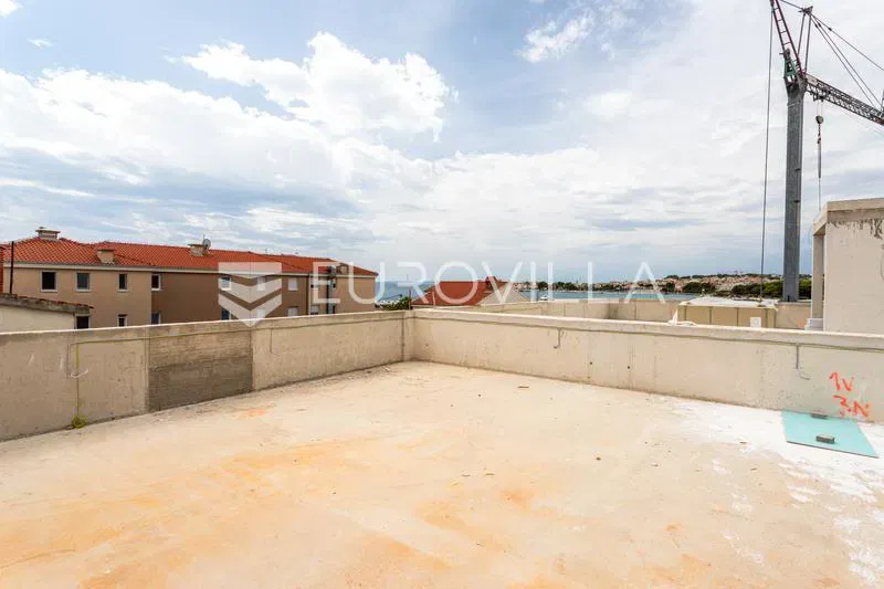 Strožanac, NOVOGRADNJA, trosoban stan na drugom katu, površine 83,44 m²