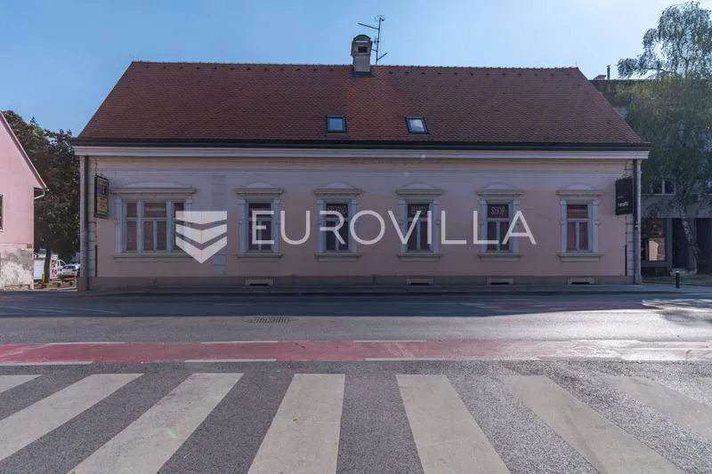 Varaždin Centar, Poslovni prostor 200 m² na prestižnoj gradskoj lokaciji, dugoročni zakup
