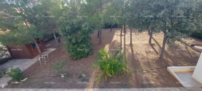 BUILDING LAND 420 m², LIŽNJAN – 2