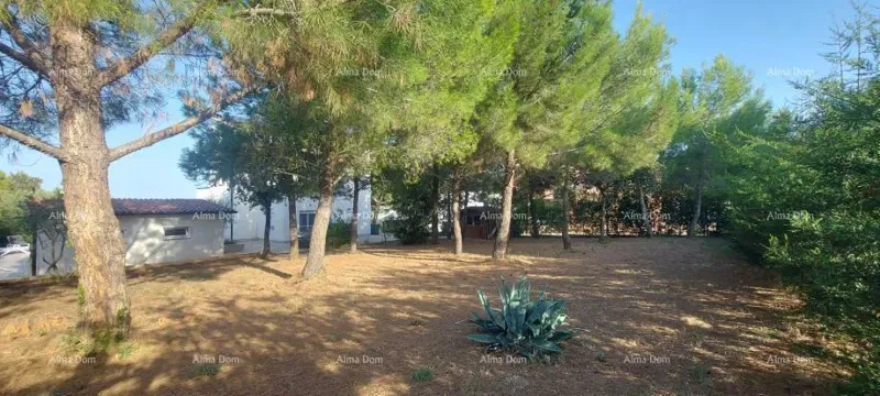 BUILDING LAND 420 m², LIŽNJAN – 3