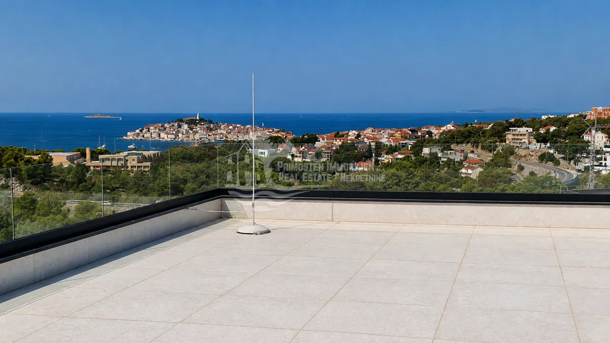 Primošten/Ekskluzivni penthouse s krovnom terasom, 500 m od mora