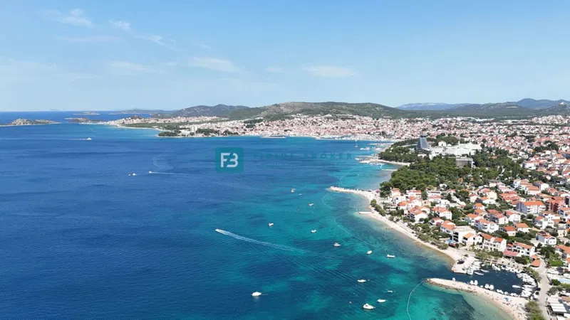 Zemljišče Vodice, 738 m2 – 2