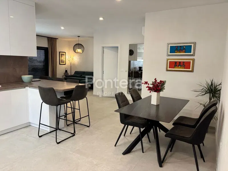 ISZTRIA, ROVINJ Egyedülálló penthouse két emeleten, közel a tengerhez és Rovinj központjához – 2
