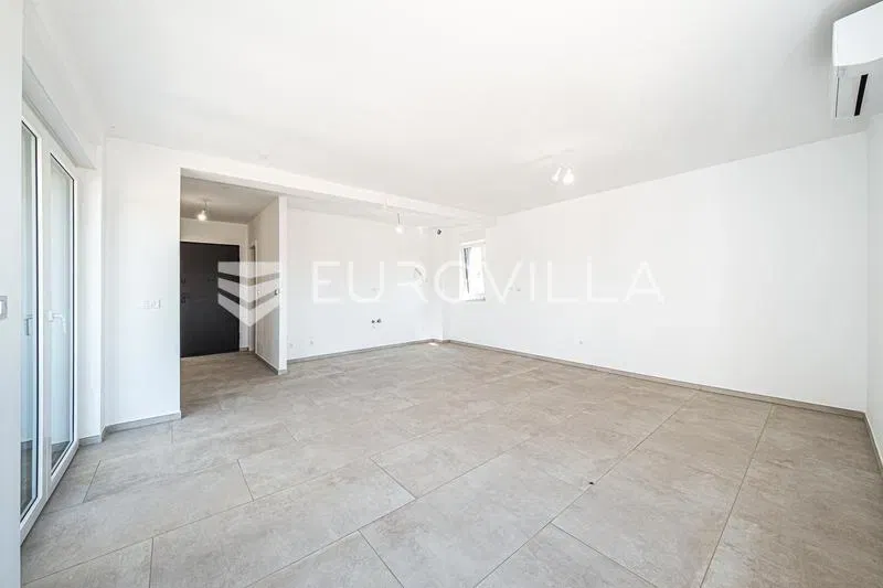 Appartamento Resnik – 3