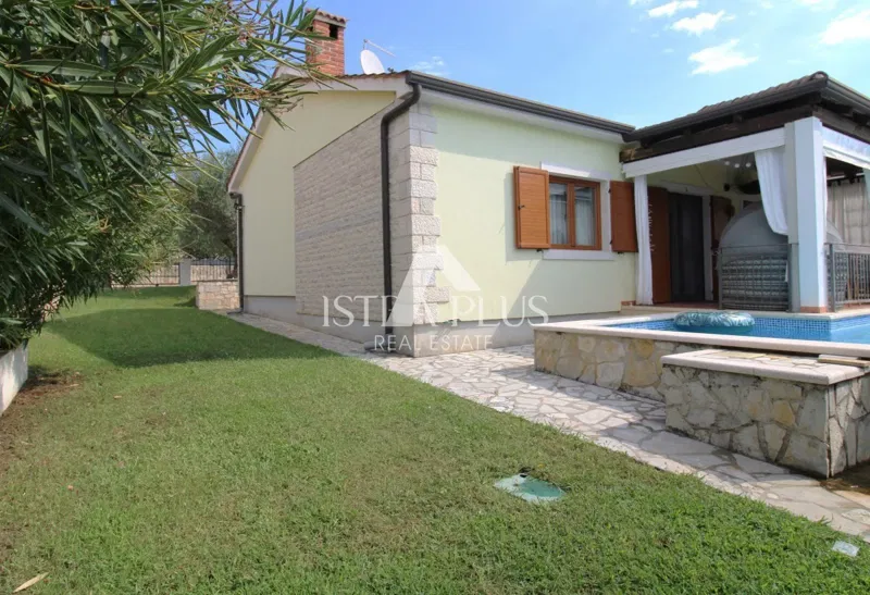 Istrien, Poreč 7 km - Wunderschönes freistehendes Einfamilienhaus mit Swimmingpool!