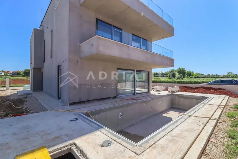 Poreč, Istria – Luxury Villa with Pool and Panoramic Views – 3