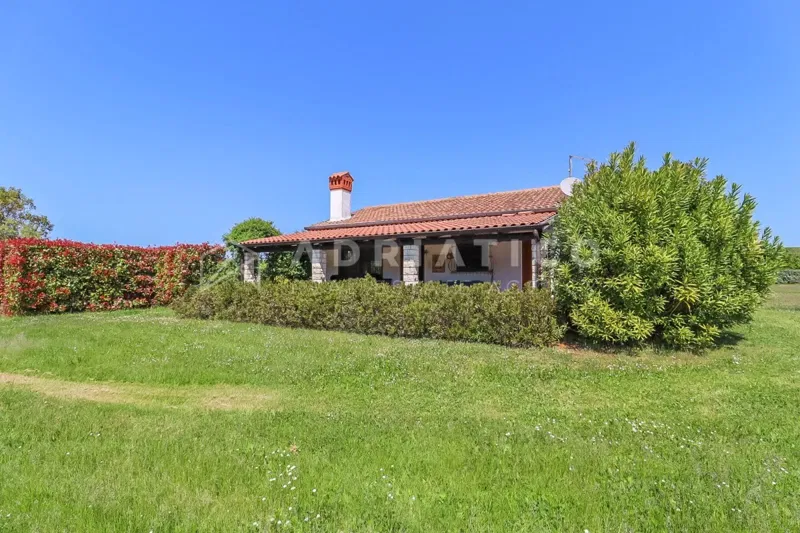 Rovigno, Istria – Casa indipendente con ampio giardino, 400 m dal mare – 2