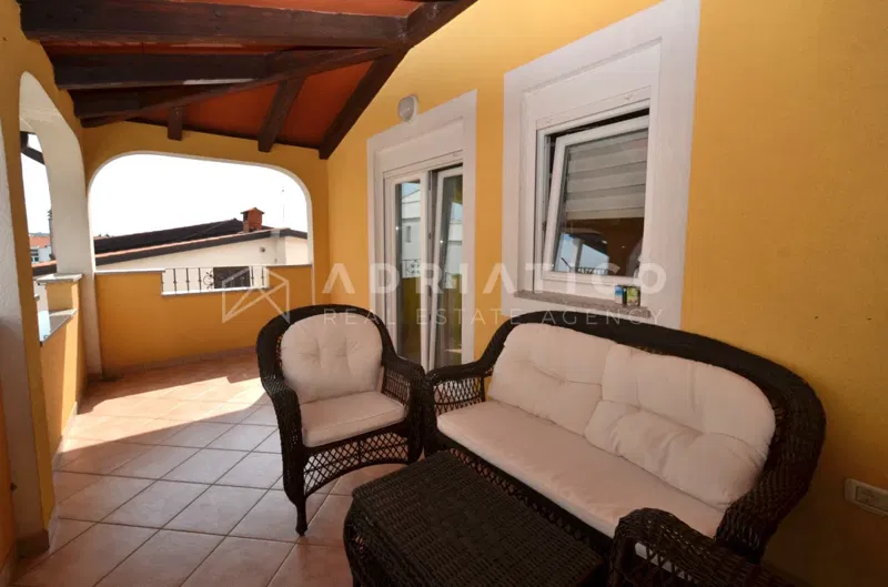 Cittanova, Istria – appartamento in posizione ricercata con vista mare – 3