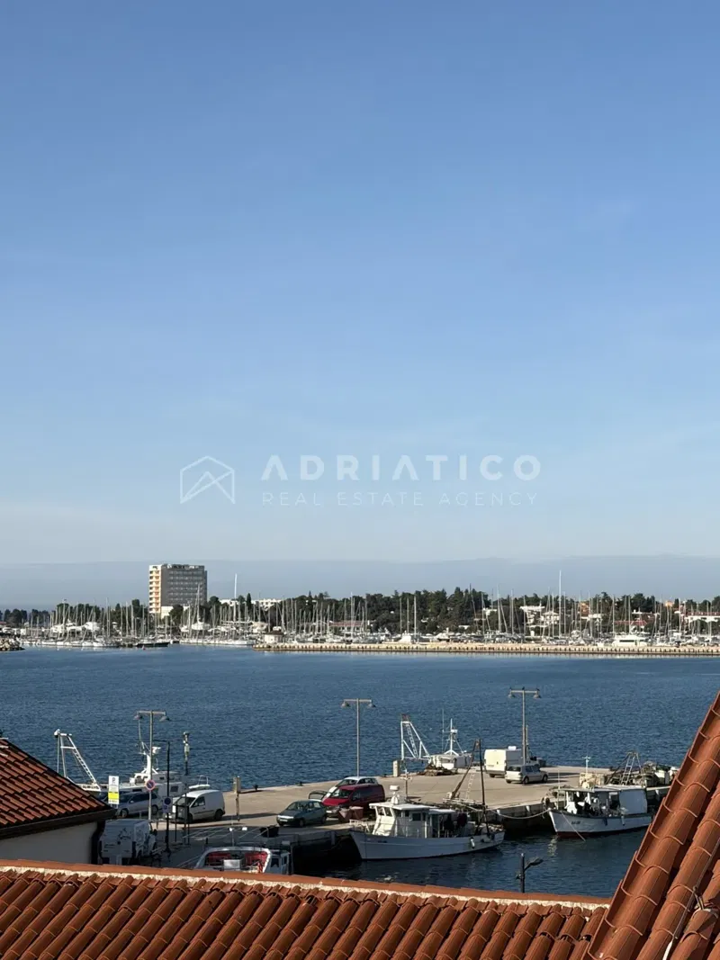 Umag, Istria – appartamento nel centro città con vista mare – 2