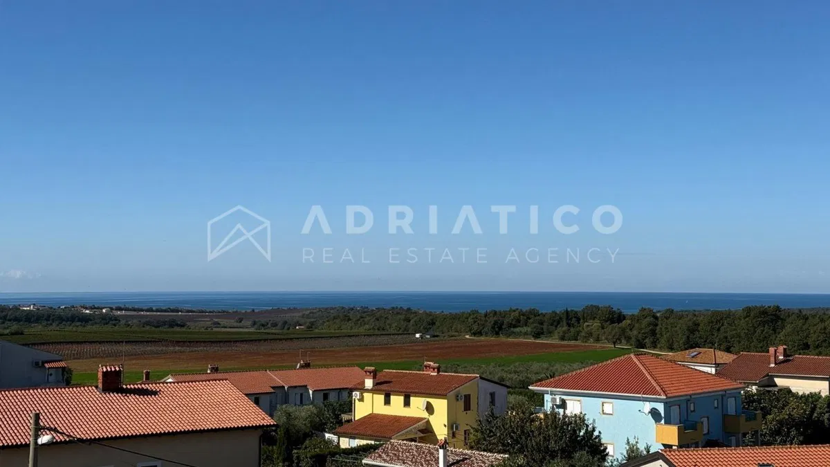 Novigrad, Istra -  Moderna kuća u nizu na mirnoj lokaciji
