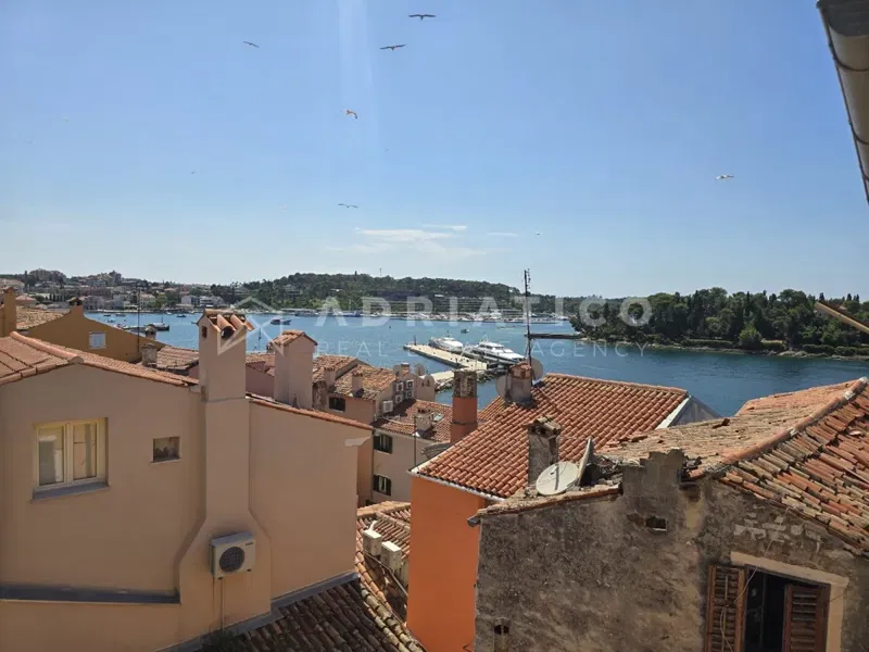 Rovinj, Istra - stan u centru s predivnim pogledom na more